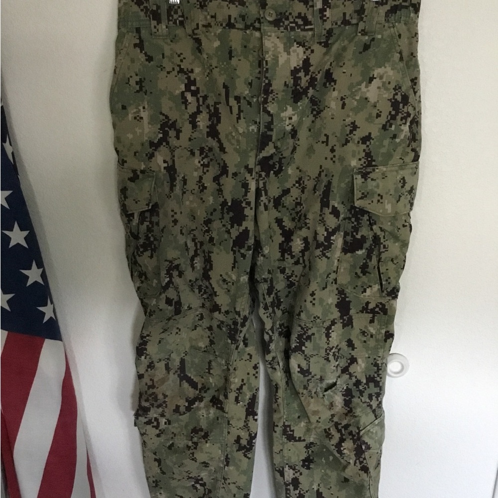 US navy nwu type iii green digital trousers size large regular from BUDS
